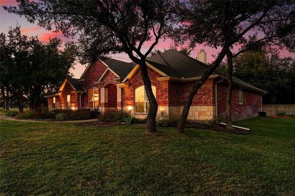 100 Oakcrest Hills Drive, Aledo, TX 76008