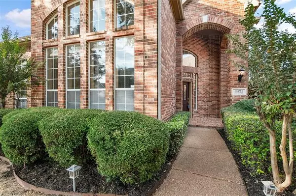 Plano, TX 75024,4421 Risinghill Drive