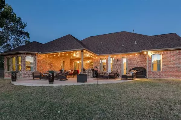 Boyd, TX 76023,117 Oak Grove Lane