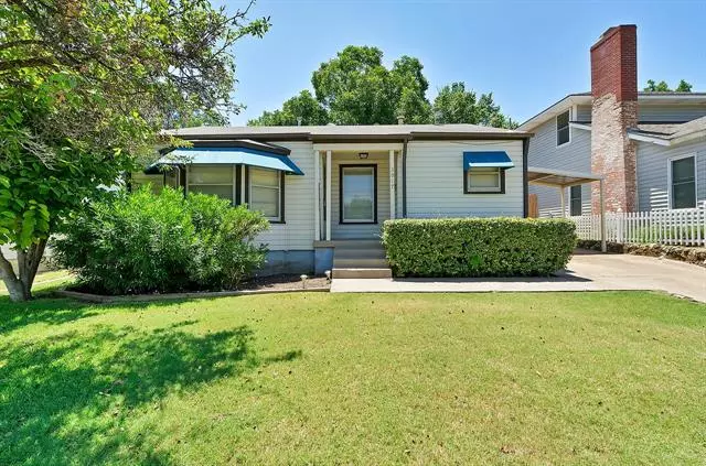 3917 Bryce Avenue, Fort Worth, TX 76107