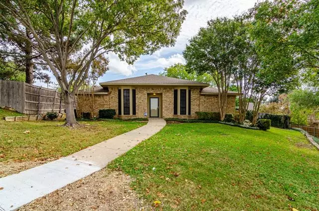 1832 Green Ridge Court, Carrollton, TX 75007