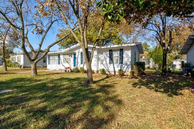 706 Odell Street, Cleburne, TX 76033