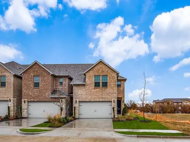 645 Hutchinson Lane, Lewisville, TX 75077