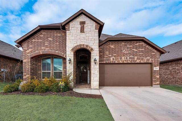 2205 Skysail Lane, Denton, TX 76210