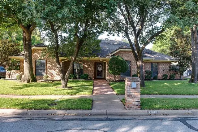 Arlington, TX 76016,7005 Crater Lake Drive