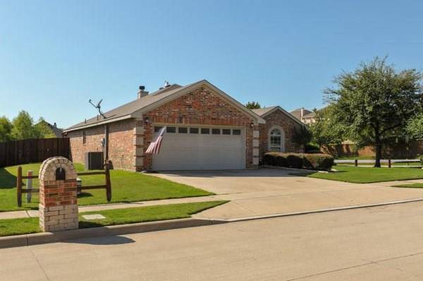 2200 Halladay Trail, Fort Worth, TX 76108