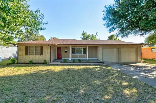 5412 Bonnie Wayne Street, Haltom City, TX 76117