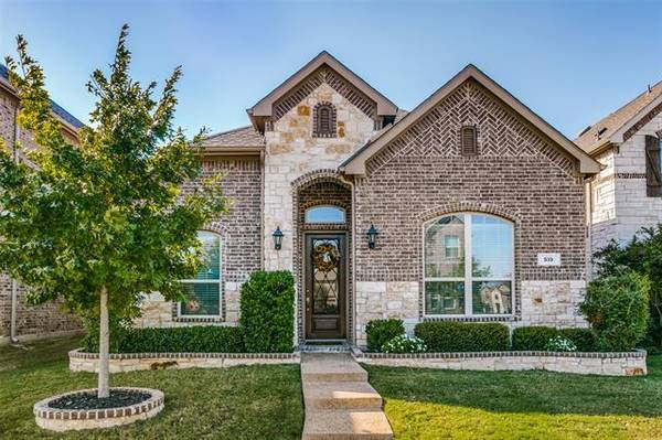 519 Garden Avenue, Euless, TX 76039