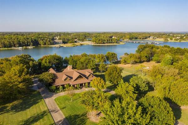 1129 The Shores Drive A, Corsicana, TX 75109