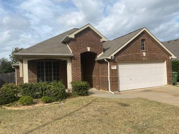 1607 Cowtown Drive, Mansfield, TX 76063