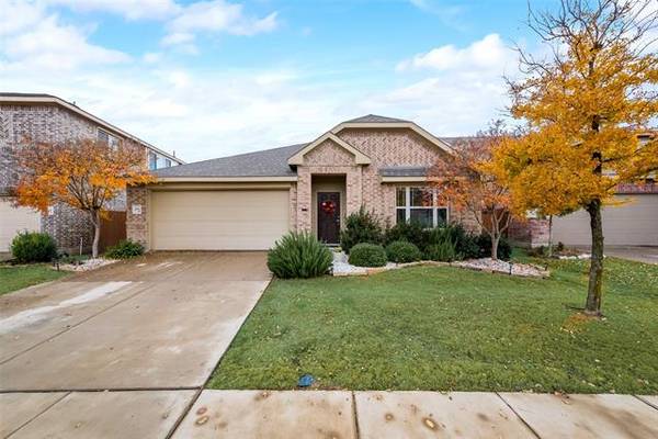 2111 Danibelle Drive, Heartland, TX 75126