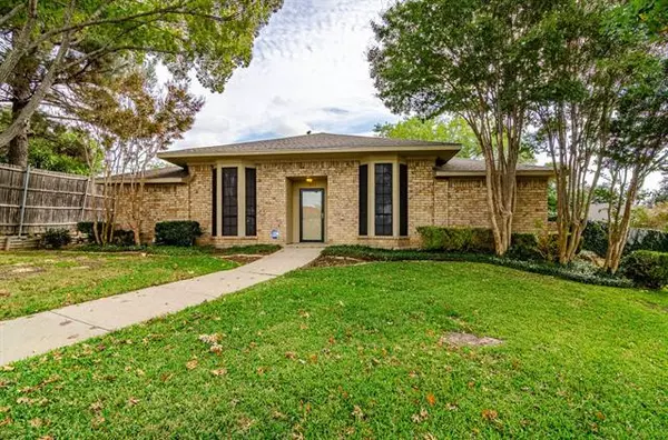 Carrollton, TX 75007,1832 Green Ridge Court