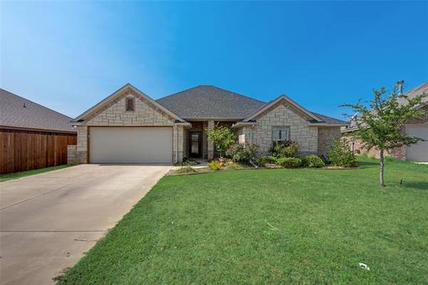 712 Denali Court, Tolar, TX 76476