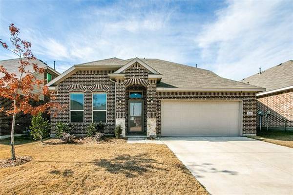 7641 Spring Drive, Watauga, TX 76148