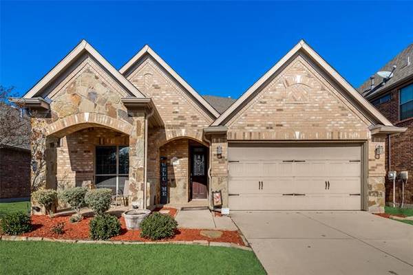 304 Blythe Bridge Drive, Roanoke, TX 76262