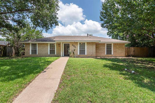 205 Iroquois Lane, Waxahachie, TX 75165