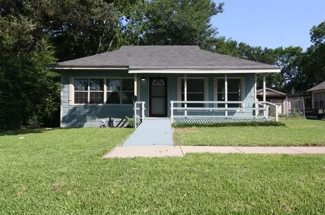 107 Westvue Street, Terrell, TX 75160