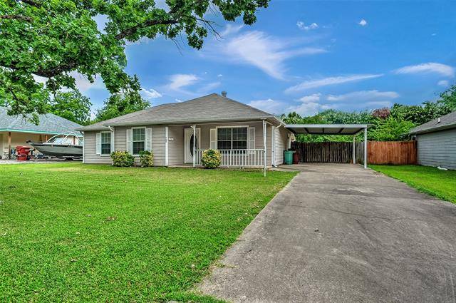 707 E 12th Street, Bonham, TX 75418