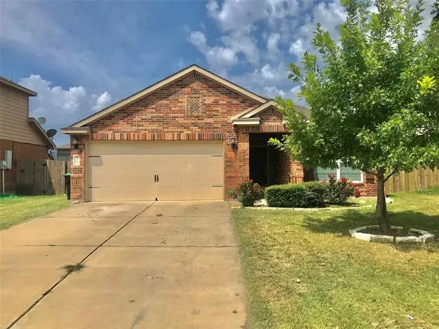 126 Buffalo Ridge Drive, Newark, TX 76071