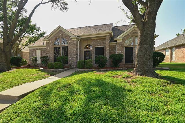 2109 Highwood Street, Mesquite, TX 75181