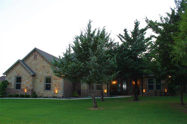 141 County Road 2229, Decatur, TX 76234