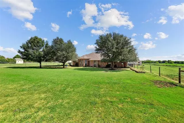 261 Meadowpark, Mclendon Chisholm, TX 75032