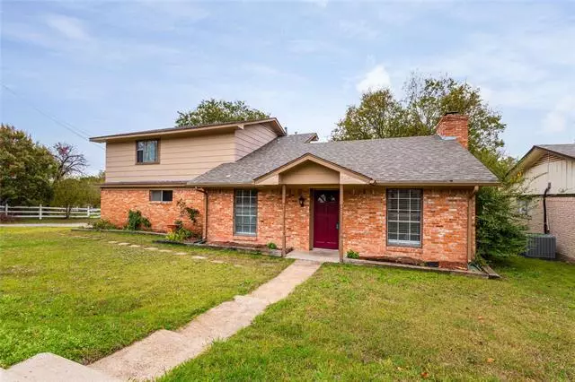 681 Nash Avenue, Van Alstyne, TX 75495