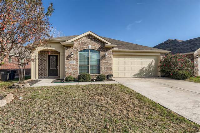 6256 Chalk Hollow Drive, Fort Worth, TX 76179