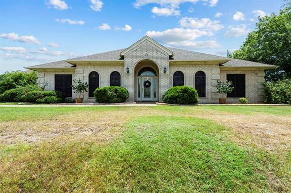 114 Devon Court, Hudson Oaks, TX 76087