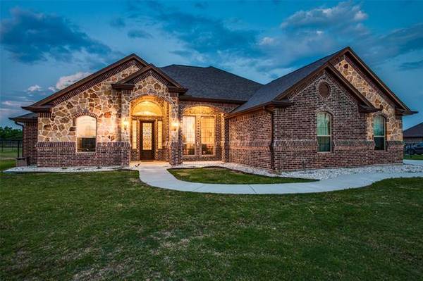 611 Dill Road, Weatherford, TX 76085