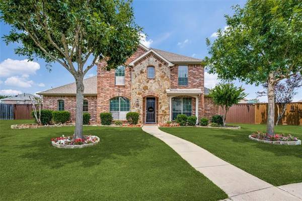 7013 New Bury Court, Rowlett, TX 75089