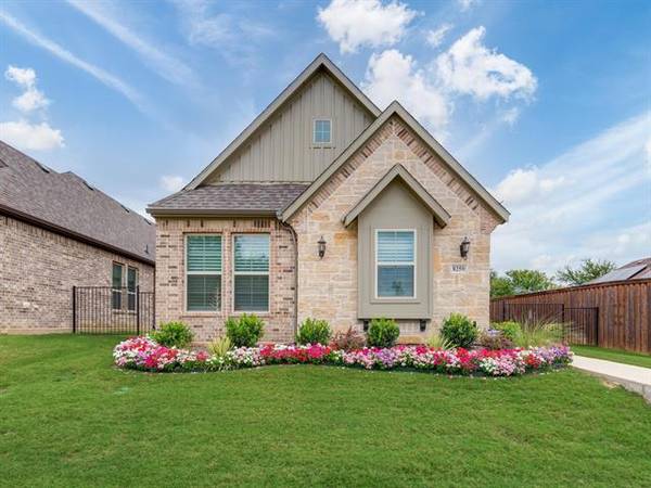 8259 Northeast Parkway, North Richland Hills, TX 76182