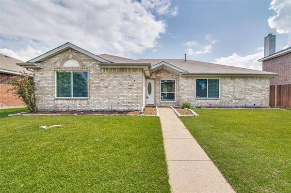 7717 Coral Way, Rowlett, TX 75088