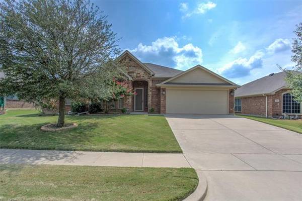 705 Alexandria Lane, Joshua, TX 76058