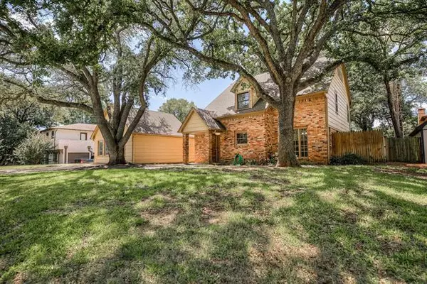 Bedford, TX 76022,813 Chaparral Court