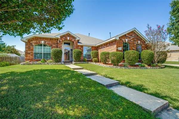 2104 Sumac Drive, Forney, TX 75126