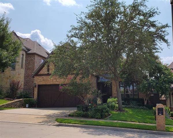 2112 S Hill Drive, Irving, TX 75038