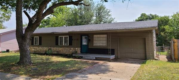 4816 Roxie Street, Haltom City, TX 76117