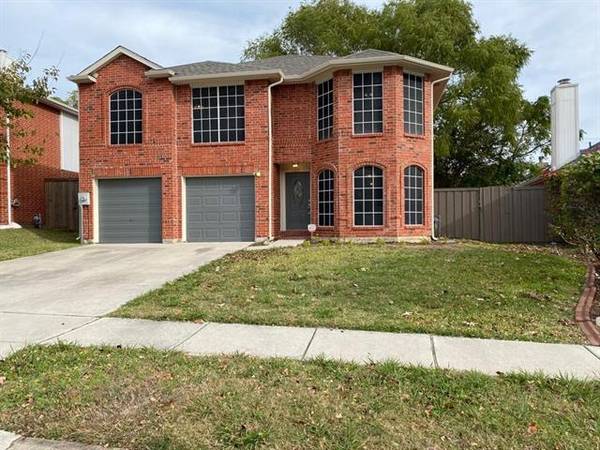 1371 Honeysuckle Lane, Lewisville, TX 75077