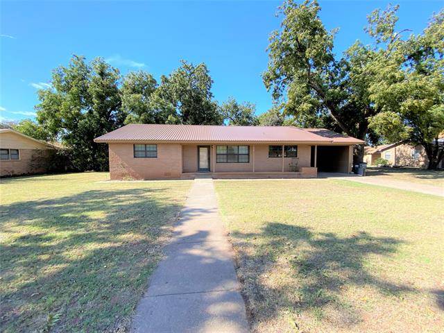 402 Gladstone Avenue, Rule, TX 79547