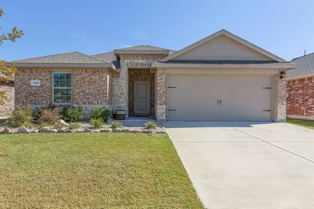 1220 Meadow Creek Drive, Princeton, TX 75407