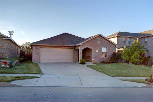 904 Bee Creek Lane, Fort Worth, TX 76120