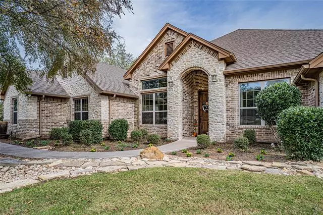 112 Heritage Place, Glen Rose, TX 76043