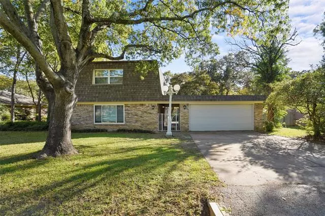 6312 Fox Run Road, Arlington, TX 76016