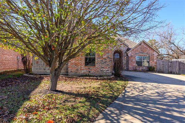 117 Ashlyn Court, Whitesboro, TX 76273