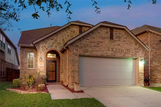 309 Perkins Drive, Lantana, TX 76226