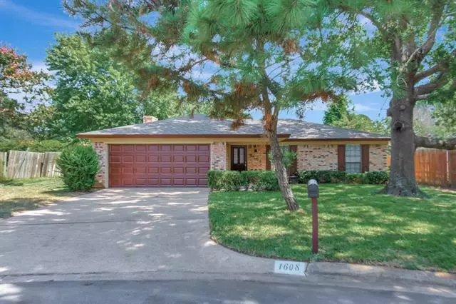 Grapevine, TX 76051,1608 Panhandle Court