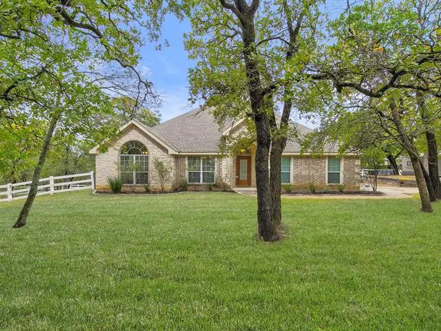 Azle, TX 76020,336 Fossil Rock Drive