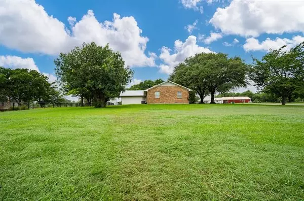 Hillsboro, TX 76645,108 Private Road 137