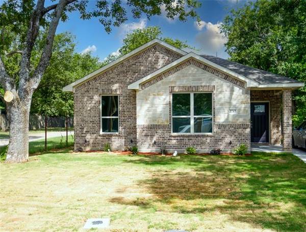 2217 Jordan Valley Road, Dallas, TX 75253